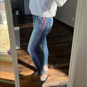 Buckle jeans